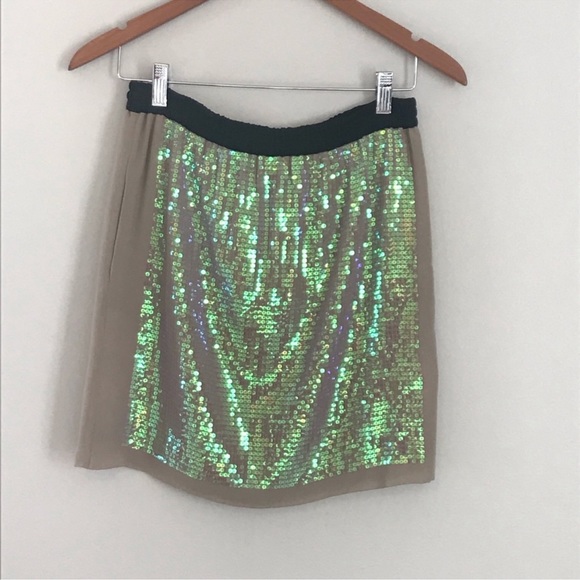 BCBGMaxAzria Dresses & Skirts - Last chance donating NWT! BCBG MaxAzria Mini Skirt Size XS MermaidCore Pull On